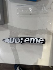 Benchmade Supreme Bugout Black pocket knife picture