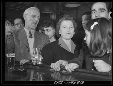Photo:1930s 1940s Bar Crowd Drinking Portrait Man Woman Girl picture