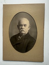 Antique c1910 Gentleman Portrait Photo Original 5x7 Card Mount Oval Mat picture
