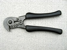 Vintage WWII US HKP 1945 Bolt Cutter Wire Cutter Black Handles Collectible Tool picture
