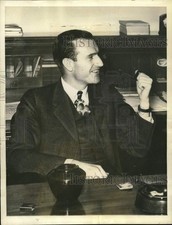 1946 Press Photo John Rockefeller III shown at his desk - lrx49657 picture