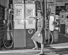 1942 ESSO Girl Attendant at Gasoline Pump Photo  (229-H) picture