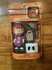 Peanuts Memory Lane FREIDA Rare It's The Great Pumpkin Charlie Brown NIB picture