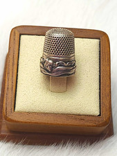 RARE Stern Bros. Sterling Art Nouveau Swimming Woman with Flowing Hair Thimble picture