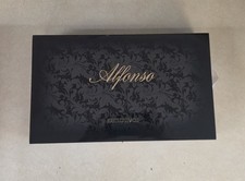 This is an Alfonso Gran Selección Exclusivos luxury Empty cigar box picture