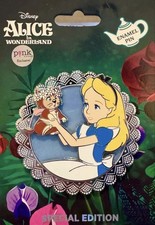 Disney PALM Scallop Pin Alice in Wonderland Alice Dinah Glitter LE 200 Sold Out picture