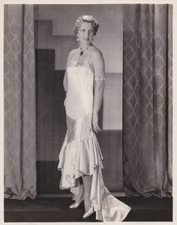 1929 Press Photo Actress Jean Arthur Models Chic Evening Gown picture