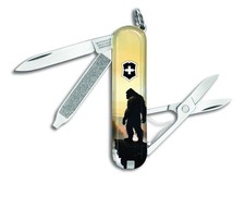 Victorinox Swiss Army SASQUATCH BIGFOOT CLASSIC SD Knife Multi Tool RH227 picture