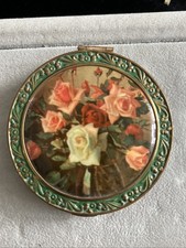 Vtg 1930s Powder Compact George Rosenberg Rex Products Corp Roses Green&Goldtone picture