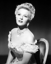 Ilona Massey 16x20 Poster picture