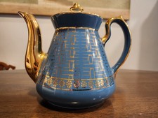 Vintage Hall 6 Cup Teapot Blue Gold Gilt Geometric Floral USA 066 GL Lidded picture