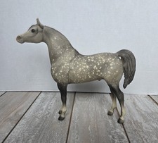 Vintage Breyer Traditional Scale Dapple Gray #213 Proud Arabian Stallion 1972-88 picture
