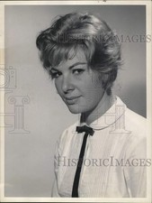 1960 Press Photo Renee Taylor, singer and comedienne - lrx72632 picture