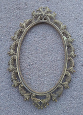 Vintage Oval Brass Frame 8 x 5in picture