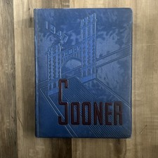 VINTAGE 1943 Oklahoma Sooner Annual Yearbook University of Oklahoma VERY GOOD picture