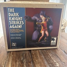 DC Comics Dark Knight Strikes Again Batman & Robin Porcelain LE/5500 New picture