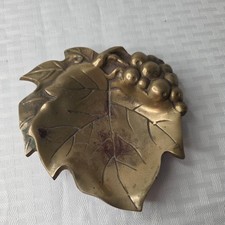 VTG Brass Grape Leaf Grapes Trinket Dish 5 X 5 In picture