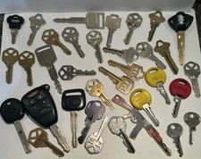 Lot of 34 Keys Mixed House Auto GM Toyota Key Fob Crafting Scrap Metal picture