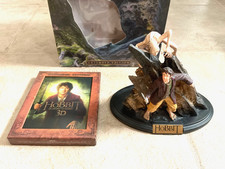 The Hobbit: An Unexpected Journey 3D,2D Blu-ray (with Bilbo/Gollum Statue). picture