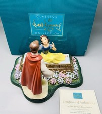 WDCC A Kiss Brings Love Anew Snow White & Prince Charming w/Box & COA picture