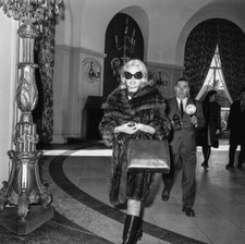 Carroll Baker arriving Negresco Hotel Nice France January 11 1968 Old Photo picture