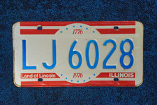 1976 Illinois Bicentennial License Plate picture