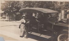 Edwardian Woman Brass Era Touring Car Street Antique 1910s - Original Photo picture