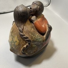 Vtg Chulucanas Peru Pottery Kissing Couple Signed Manuel Adanaque READ picture