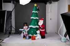 LEADZM 7.5FT Lighted Christmas Inflatable Decoration picture