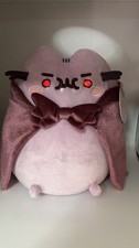 Pusheen Vampurr Vampire Plush 2019 GUND Light Up Eyes Rare tagged Halloween picture