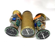 LOT OF 3 Vintage Bendix Autosyn Aircraft Fuel Flow Indicator Gauges Untested picture