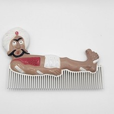 Vintage 1976 Avon Bed of Nails Novelty Comb