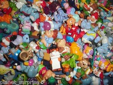 111 DIFFERENT KINDER SURPRISE FIGURES FROM GERMAN EGGS VINTAGE FIGURINES PRIZES picture