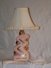 1950's HOWARD KRON ZIG ZAG  CERAMIC  LAMP W/SHADE  PINK & GOLD GREAT CONDITION picture