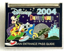 RARE VINTAGE HTF 2004 DOWNTOWN DISNEY CAST MEMBER TWO PINS GOOFY LE 2000 picture
