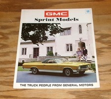 Original 1971 GMC Sprint Sales Brochure 71 picture