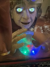 VINTAGE ZULTAN-GEMMY 2005 TALKING FORTUNE TELLER BOX Talks moves lights up picture