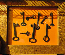 Beautiful Antique Skeleton Keys Vintage/Antique Style Assorted Skeleton Key Lot picture