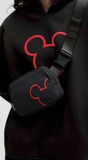 ❤️ Disney Lululemon everywhere belt bag retired design 1l New ❤️outline design picture