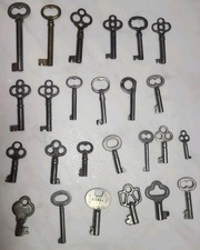 Lot of 25 Vintage Skeleton Keys Bulk Hollow Barrel Clock Winding Steampunk Craft picture