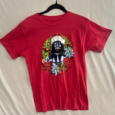MAD Engine Star Wars Darth Vader Santa Hat Christmas Wreath Red Graphic T-Shirt picture