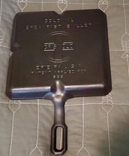 Griswold Colonial Breakfast Cast Iron Skillet Pan #666 picture