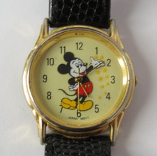VINTAGE LADIES JAPAN QUARTZ MICKEY MOUSE WRISTWATCH FRESH BATTERY RUNS.. picture
