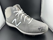 JOSE ABREU ASTROS WHITE SOX SIGNED AUTO NEW BALANCE PRO CLEAT BECKETT BAS picture