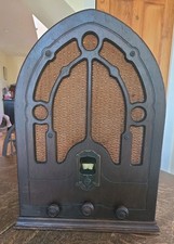 Vintage Rare GE Model J-72 Gothic Cathedral Radio Working picture