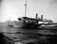 Port Phillip Bay Victoria ca 1910 The paddlesteamer 'PS Ozone' OLD PHOTO picture