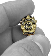 PBX-004-B NYPD Captain New York City Police Department Lapel Pin picture
