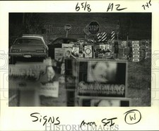 1979 Press Photo Abundance of Political Signs Block View at Corner in Metairie picture