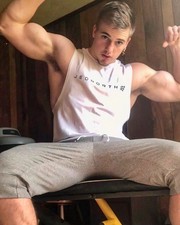 Gay Interest Male Beefcake Physique Muscle Flex Gym Model Art Photo M001693 picture