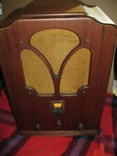 Vintage Westinghouse WR10 Tombstone table Radio--AS IS--NO SOUND picture